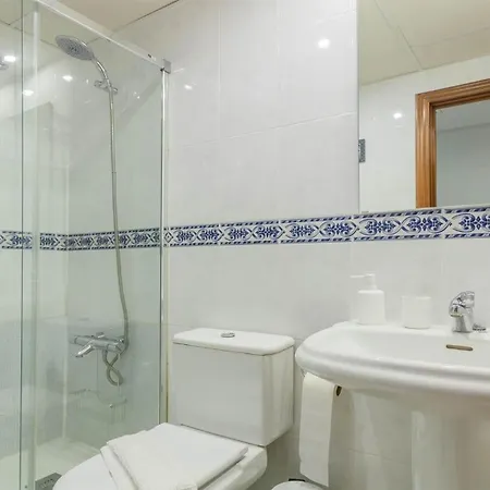 Vive Junto A Estacion Y Centro