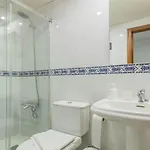 Vive Junto A Estacion Y Centro